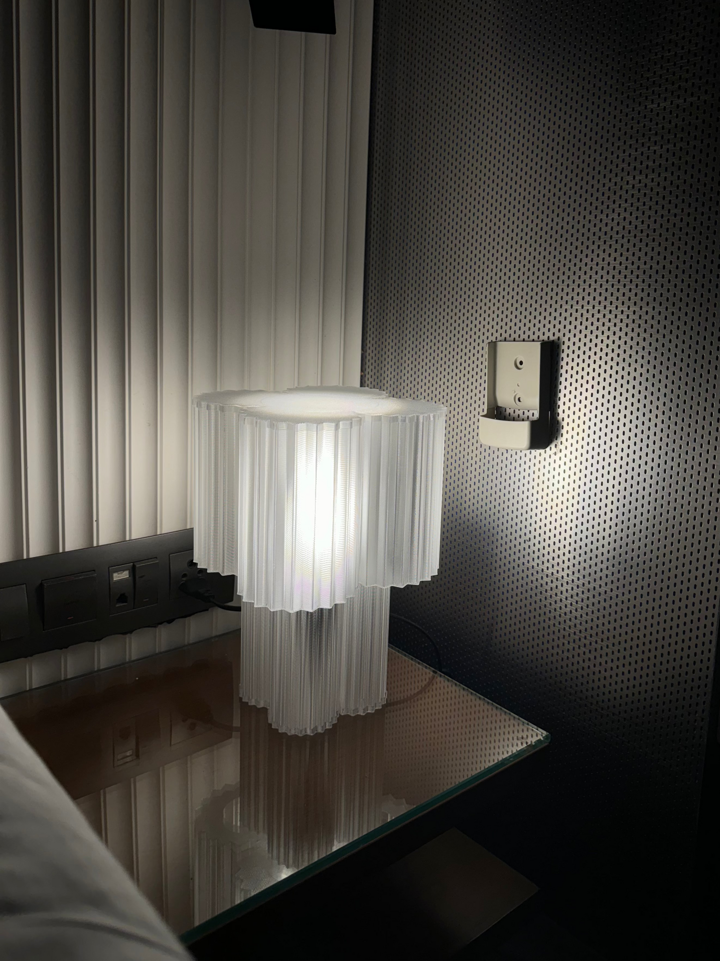 Clove Lamp